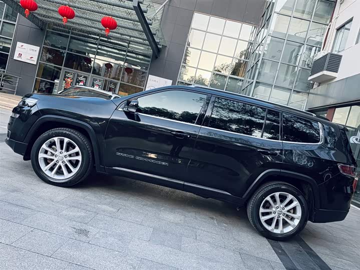 Jeep Grand Commander 2020 2020款 2.0T 四驱精英增强版