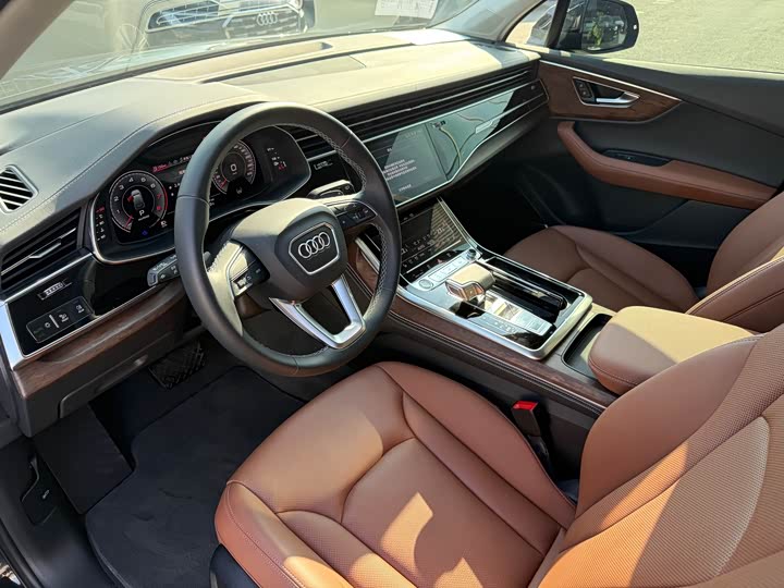 Audi Q7 2024 2024款 55 TFSI quattro S line运动型