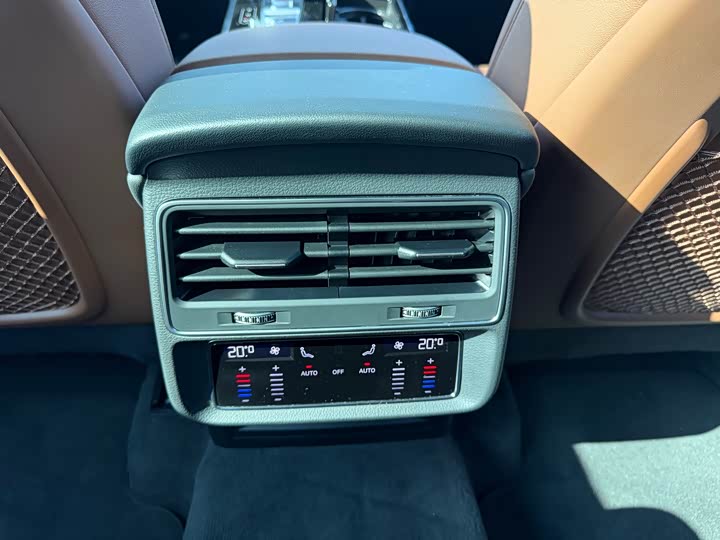 Audi Q7 2024 2024款 55 TFSI quattro S line运动型