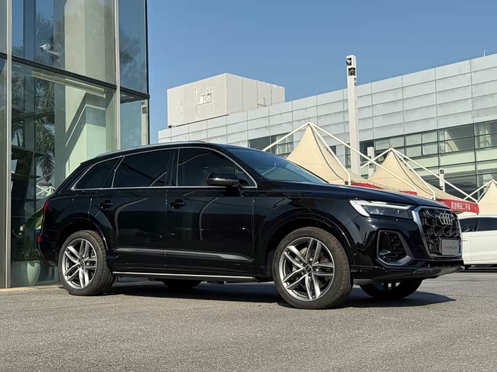 Audi Q7 2024 2024款 55 TFSI quattro S line运动型