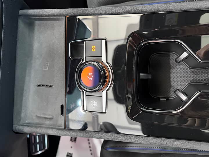 Volkswagen Tiguan L Pro 2025 2025款 PRO 380TSI 四驱 R-Line 智尊版