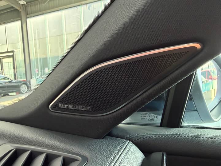 Volkswagen Tiguan L Pro 2025 2025款 PRO 380TSI 四驱 R-Line 智尊版