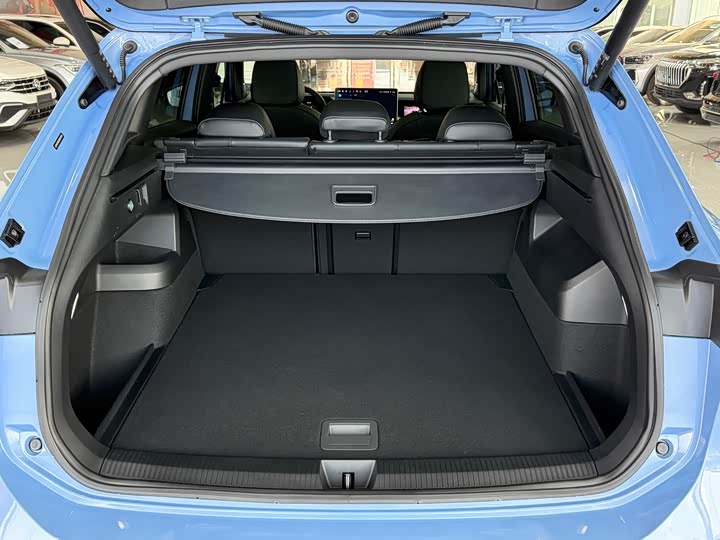 Volkswagen Tiguan L Pro 2025 2025款 PRO 380TSI 四驱 R-Line 智尊版