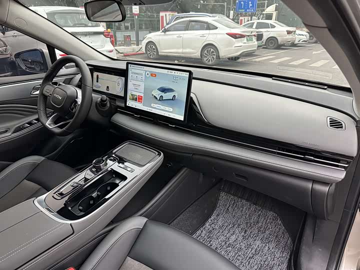 GAC Aion S Plus 2023 2023款 70 智领版 磷酸铁锂