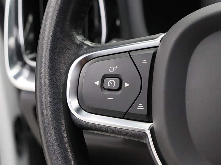 Volvo S60 Hybrid 2022 2022款 T8 E驱混动 四驱智逸豪华版