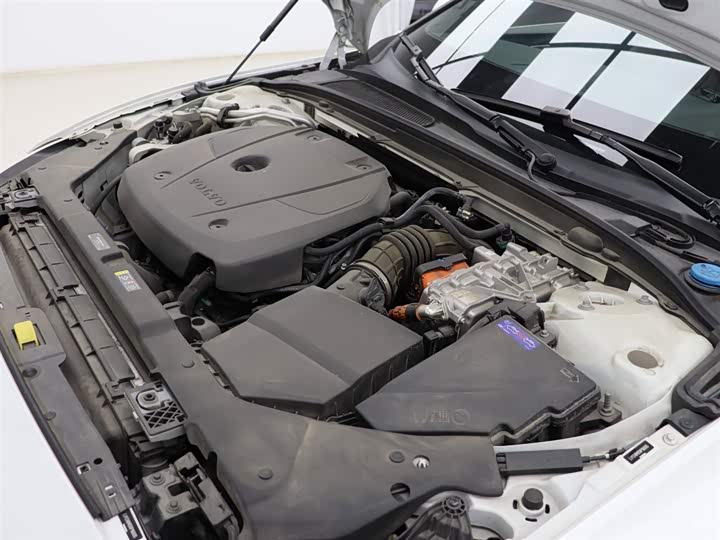 Volvo S60 Hybrid 2022 2022款 T8 E驱混动 四驱智逸豪华版