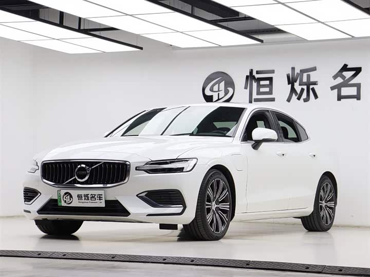Volvo S60 Hybrid 2022 2022款 T8 E驱混动 四驱智逸豪华版