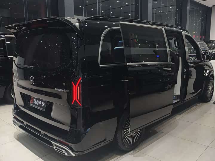 Mercedes-Benz Vito 2024 2024款 2.0T 精英版 7座