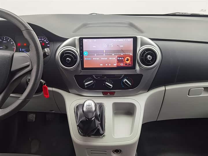 JAC Refine M3 2023 2023款 PLUS 1.5T 5/7座经典版