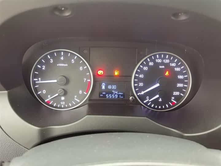 JAC Refine M3 2023 2023款 PLUS 1.5T 5/7座经典版