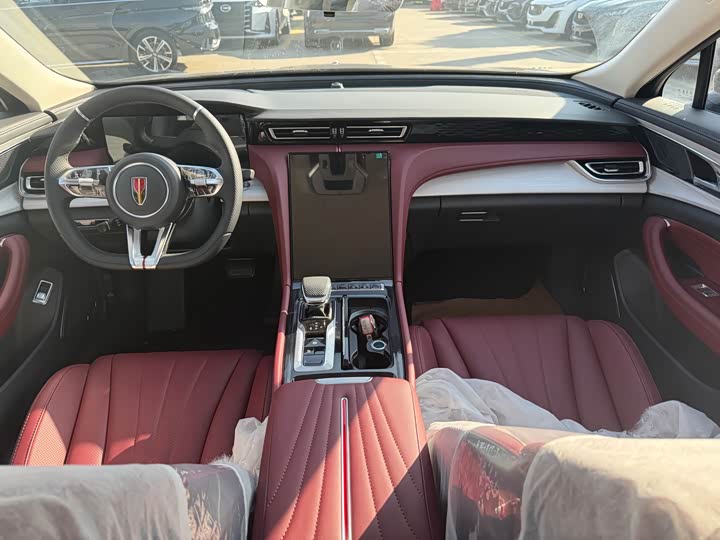 Hongqi H5 2025 2025款 1.5T DCT玄影200万辆纪念版