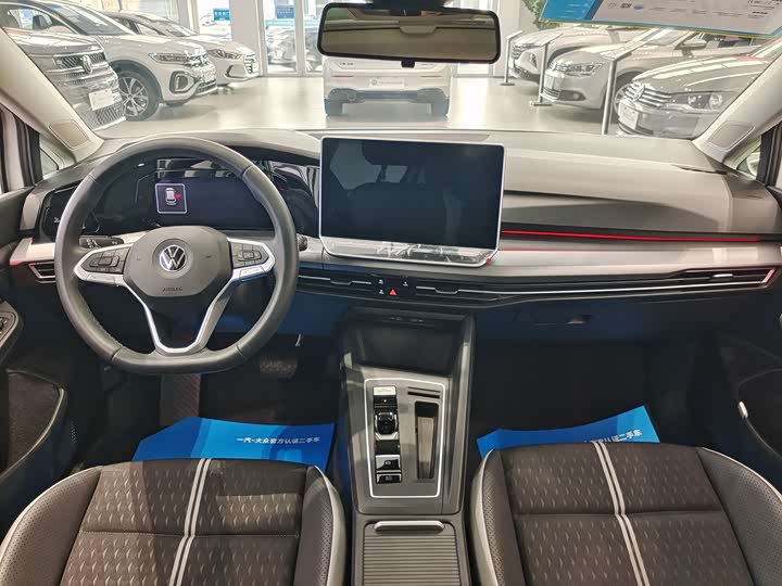 Volkswagen Golf 2025 2025款 300TSI Pro