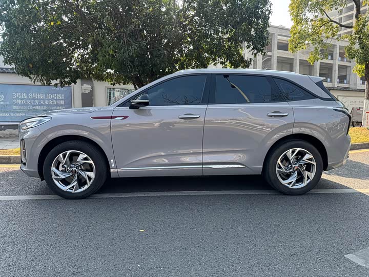 Hongqi HS3 2023 2023款 2.0T 两驱可为版