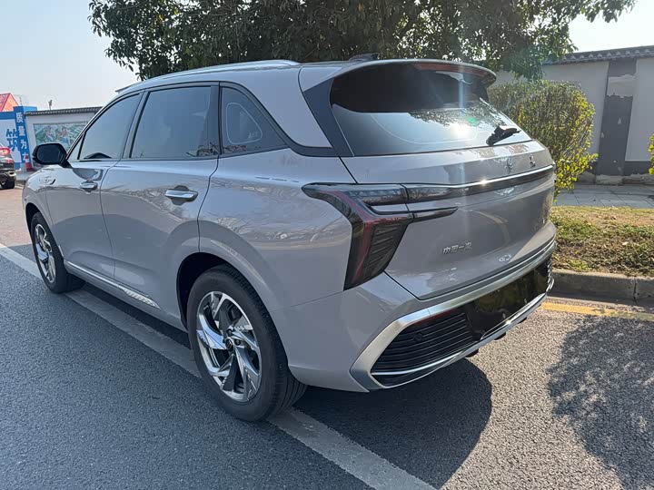 Hongqi HS3 2023 2023款 2.0T 两驱可为版