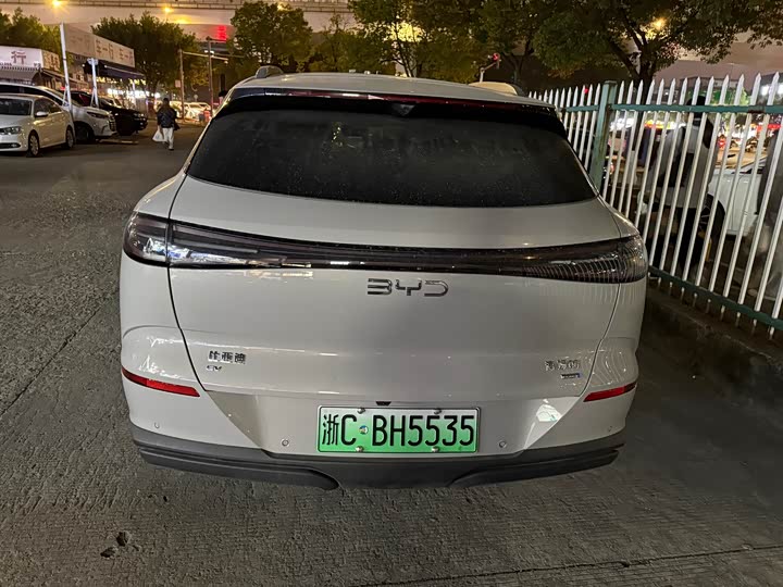 2025 BYD Sea Lion 06 Hybrid/EV