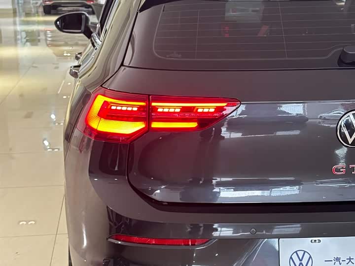 Volkswagen Golf GTI 2023 2023款 380TSI DSG GTI