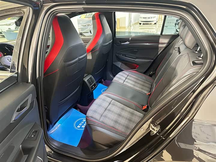 Volkswagen Golf GTI 2023 2023款 380TSI DSG GTI