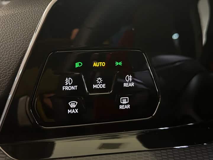 Volkswagen Golf GTI 2023 2023款 380TSI DSG GTI