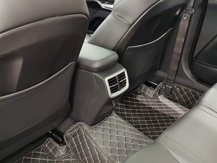 Kia K5 2025 2025款 1.5T 豪华版