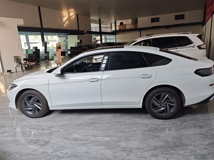 Volkswagen Lamando L 2025 2025款 凌渡L 280TSI DSG炫辣版