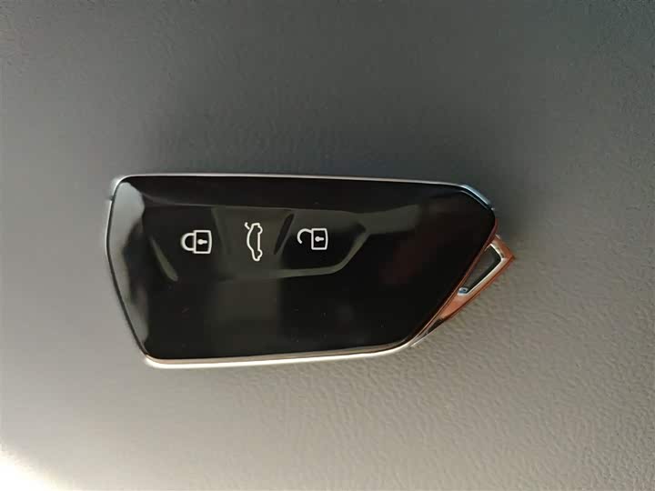 Volkswagen Lamando L 2025 2025款 凌渡L 280TSI DSG炫辣版