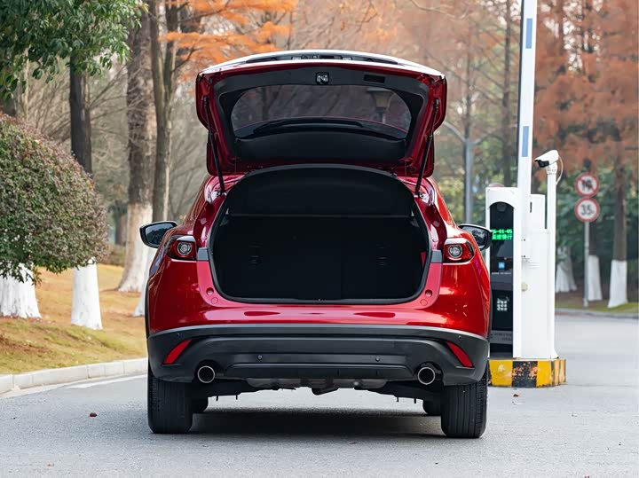 Mazda CX-4 2021 2021款 2.0L 自动两驱蓝天探索版