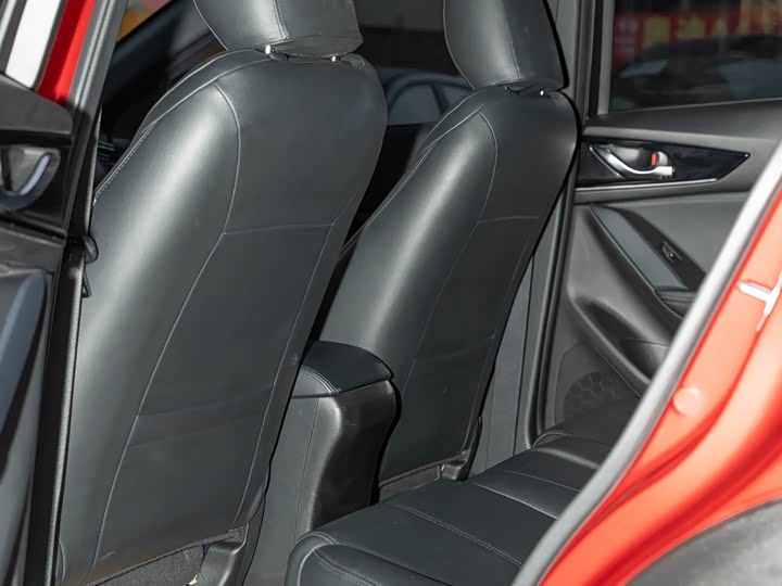 Mazda CX-4 2021 2021款 2.0L 自动两驱蓝天探索版