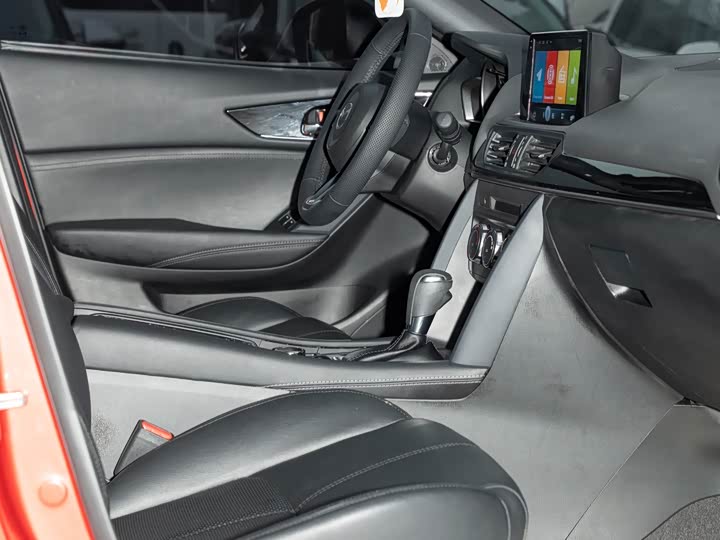 Mazda CX-4 2021 2021款 2.0L 自动两驱蓝天探索版