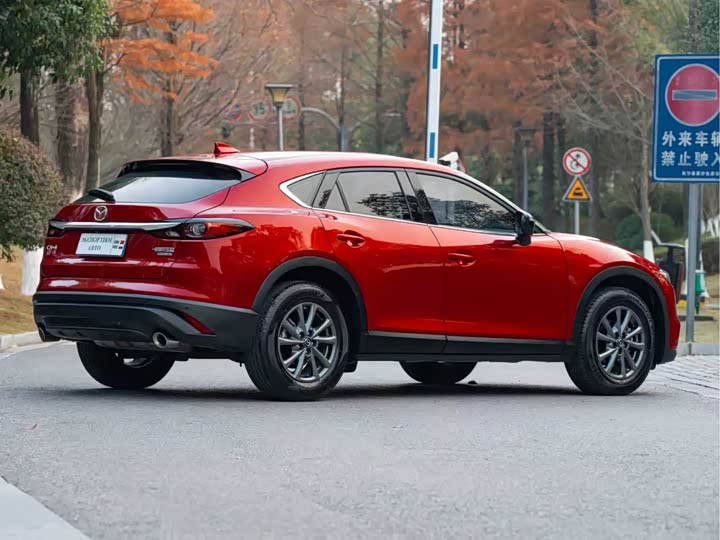 Mazda CX-4 2021 2021款 2.0L 自动两驱蓝天探索版