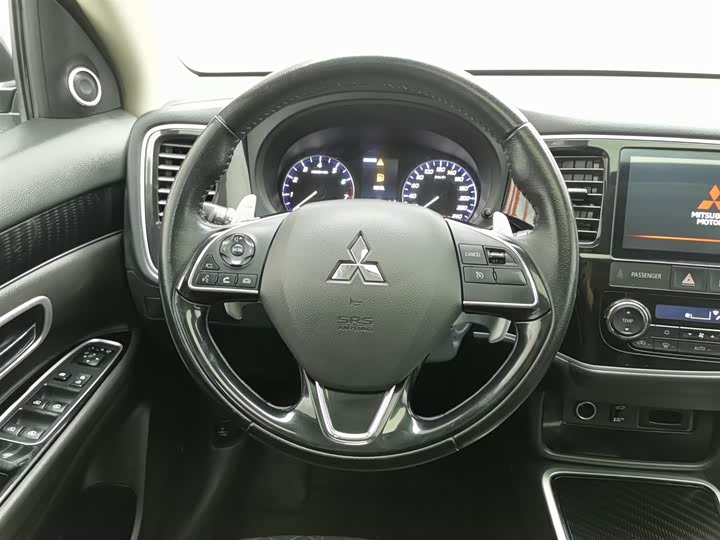 Mitsubishi Outlander 2021 2021款 2.4L 四驱曜动版 5座