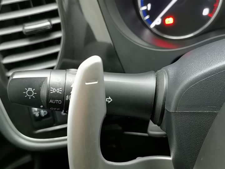 Mitsubishi Outlander 2021 2021款 2.4L 四驱曜动版 5座