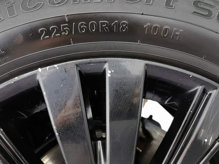 Mitsubishi Outlander 2021 2021款 2.4L 四驱曜动版 5座