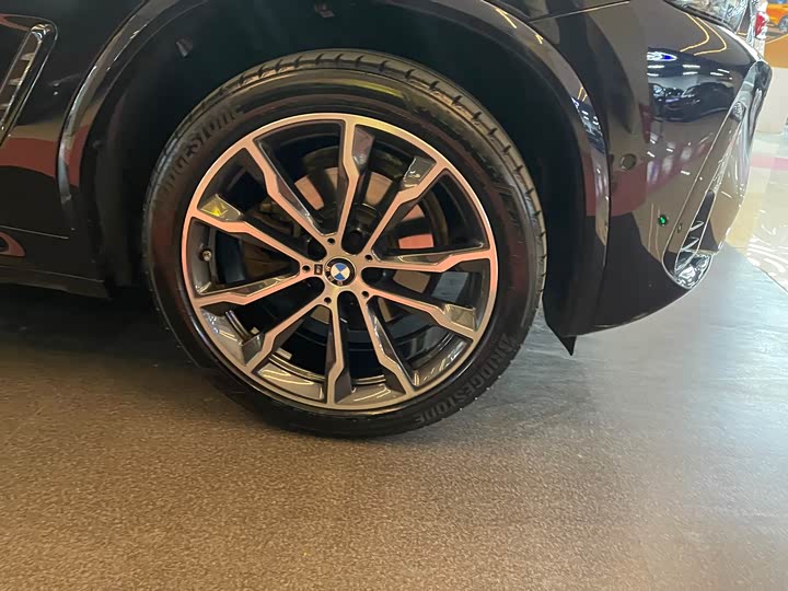 BMW X3 2023 2023款 xDrive30i 领先型 M曜夜套装