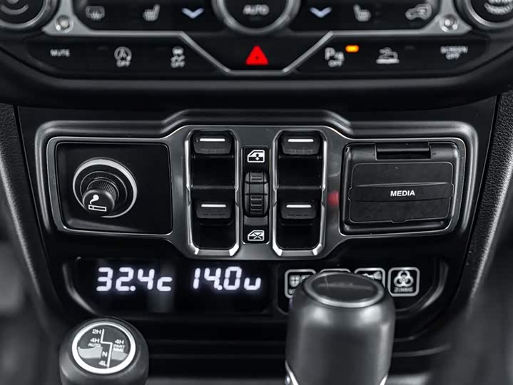 Jeep Gladiator 2022 2022款 3.6L 先行版