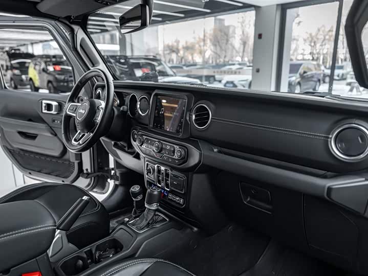 Jeep Gladiator 2022 2022款 3.6L 先行版