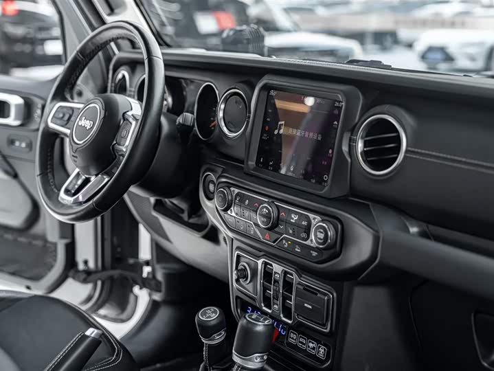 Jeep Gladiator 2022 2022款 3.6L 先行版