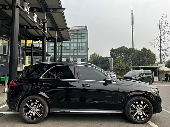 Mercedes-Benz GLE-Class 2025 2025款 GLE 350 4MATIC 时尚型