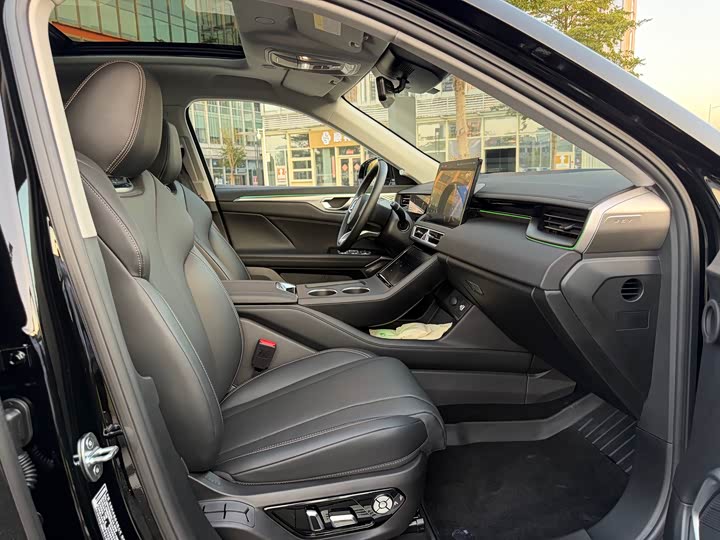 Wey Mocca Hybrid 2024 2024款 Hi4 四驱长续航版