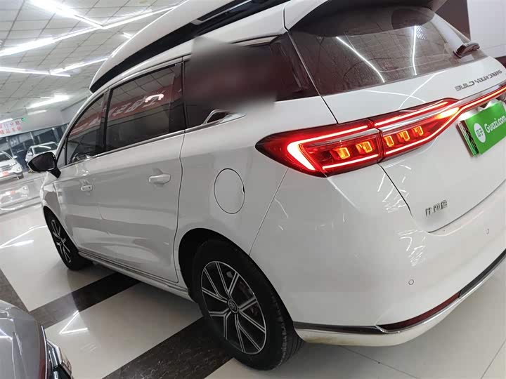 BYD Song Max Hybrid 2022 2022款 DM-i 105KM 行政版