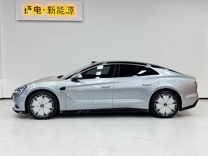 BYD Yangwang U7 2025 2025款 EV 五座豪华版