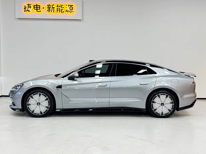 BYD Yangwang U7 2025 2025款 EV 五座豪华版