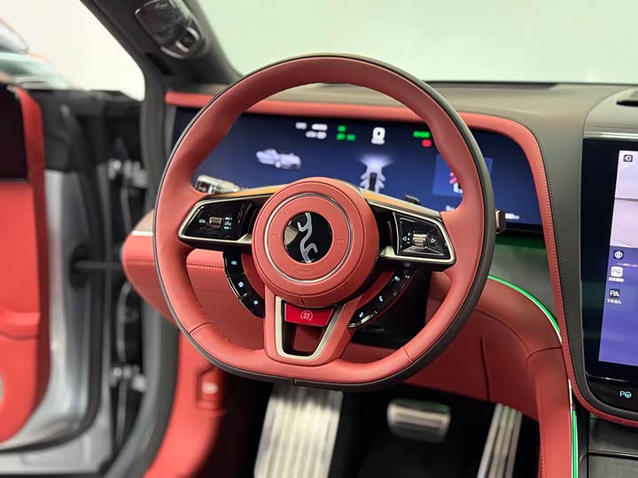 BYD Yangwang U7 2025 2025款 EV 五座豪华版