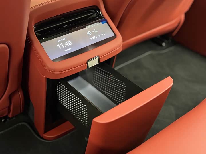 BYD Yangwang U7 2025 2025款 EV 五座豪华版