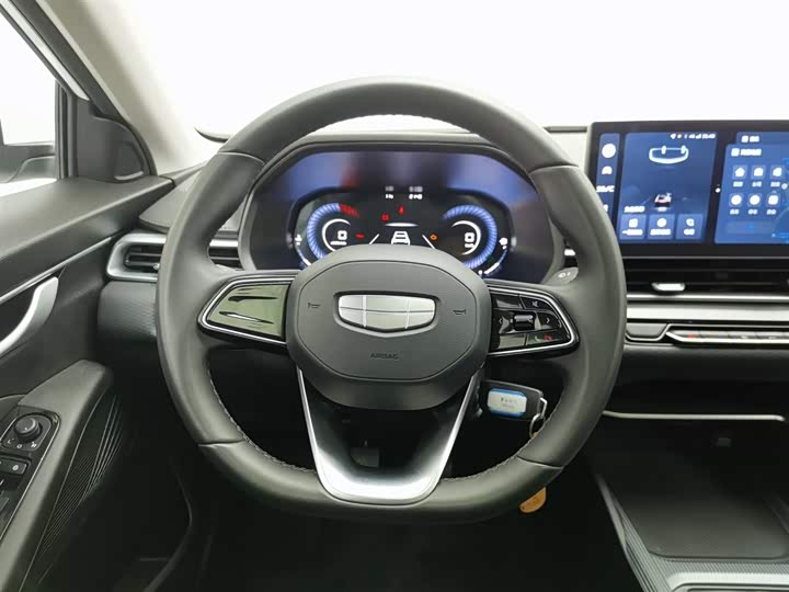 Geely Emgrand 2025 2025款 第4代 1.5L 手动龙腾版