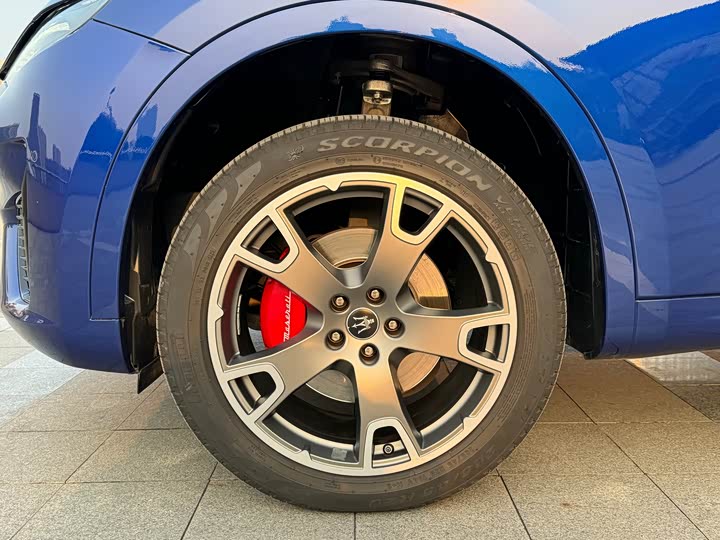 Maserati Levante 2023 2023款 3.0T Modena