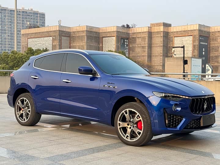 Maserati Levante 2023 2023款 3.0T Modena