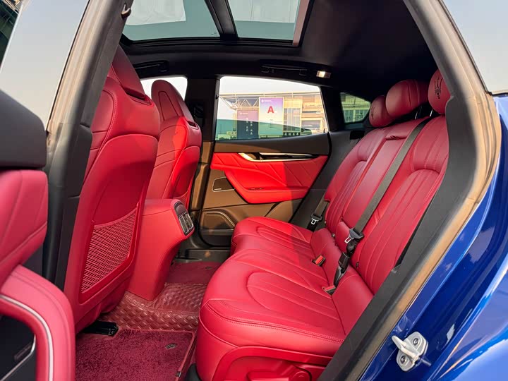 Maserati Levante 2023 2023款 3.0T Modena