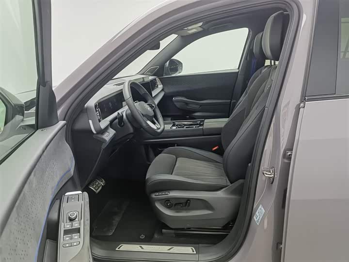 Volkswagen Teramont Pro 2025 2025款 途昂 Pro 450TSI 四驱登峰版