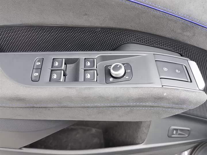 Volkswagen Teramont Pro 2025 2025款 途昂 Pro 450TSI 四驱登峰版