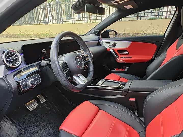 Mercedes-Benz A-Class AMG 2024 2024款 AMG A 35 4MATIC